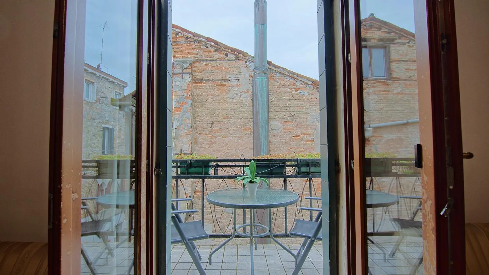 Da Bruno Homes Venice Apartment