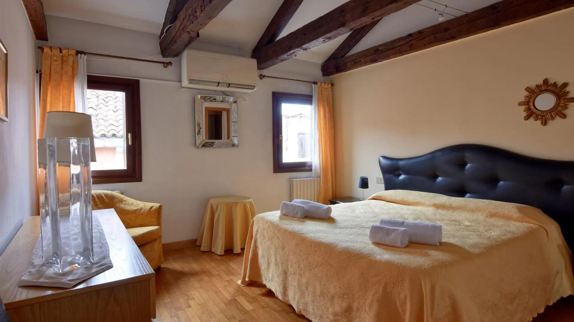 Da Bruno Homes Venice Apartment